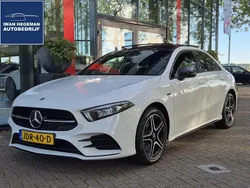 Wit Gebruikt 2021 Mercedes A250 AMG line Sedan | € 27.890 (Eerlijke prijs)