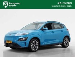 Blauw, metallic lak Gebruikt 2022 Hyundai Kona Comfort SUV | € 19.450 (Eerlijke prijs)