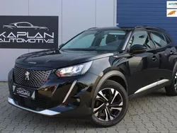 Zwart Gebruikt 2020 Peugeot 2008 Allure SUV | € 15.940 (Eerlijke prijs)
