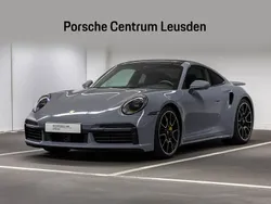 Grijs Gebruikt 2023 Porsche 911 Turbo S Coupé | € 269.900 (Super prijs)