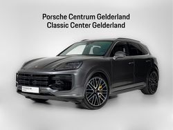 Grijs Gebruikt 2024 Porsche Cayenne Turbo SUV | € 179.900