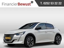 Wit, metallic lak Gebruikt 2021 Peugeot e-208 GT Hatchback | € 19.900 (Iets duurder)