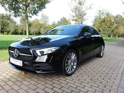 Zwart Gebruikt 2020 Mercedes A250 Premium Plus Hatchback | € 25.950 (Eerlijke prijs)