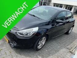Zwart Gebruikt 2014 Renault Clio IV Expression Hatchback | € 8.445 (Iets duurder)