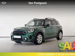 British racing green metallic (groen metallic) Gebruikt 2021 Mini Cooper Countryman Classic SUV | € 31.895 (Eerlijke prijs)