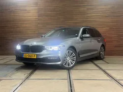 Grijs Gebruikt 2018 BMW 520 Executive Stationwagen | € 26.390 (Eerlijke prijs)