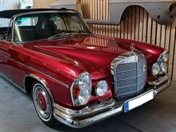 Rood Gebruikt 1962 Mercedes 220 SE Cabriolet | € 125.000