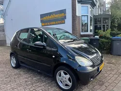 Zwart Gebruikt 2001 Mercedes A140 Classic MPV | € 899 (Eerlijke prijs)