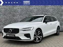 Wit Gebruikt 2021 Volvo V60 R-Design Stationwagen | € 34.694 (Eerlijke prijs)