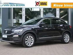 Zwart Gebruikt 2020 VW T-Roc IQ Drive SUV | € 24.450 (Eerlijke prijs)