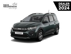 Cedar green (groen mica) Nieuw 2025 Dacia Jogger Expression MPV | € 27.000 (Eerlijke prijs)