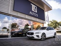 Wit Gebruikt 2021 Volvo V60 R-Design Stationwagen | € 38.510 (Iets duurder)