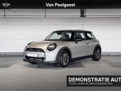 Melting silver Gebruikt 2025 Mini Cooper Essential Hatchback | € 40.195