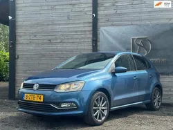 Blauw Gebruikt 2015 VW Polo Highline Hatchback | € 11.489 (Eerlijke prijs)