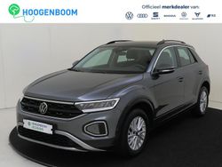 Grijs Gebruikt 2023 VW T-Roc Life SUV | € 24.450 (Goede deal)
