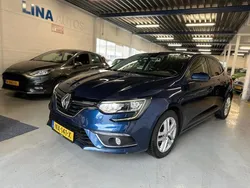 Blauw Gebruikt 2017 Renault Mégane IV Zen Hatchback | € 9.499