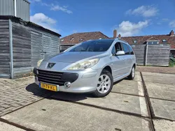 Grijs Gebruikt 2007 Peugeot 307 Premium MPV | € 1.199 (Eerlijke prijs)