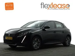 Zwart Gebruikt 2023 Peugeot e-208 Allure Hatchback | € 16.900 (Super prijs)