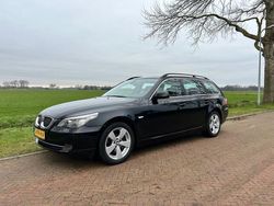 Zwart Gebruikt 2007 BMW 525 Stationwagen | € 5.950 (Eerlijke prijs)