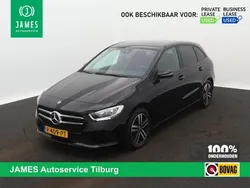 Zwart Gebruikt 2022 Mercedes B180 Luxury MPV | € 27.945 (Goede deal)
