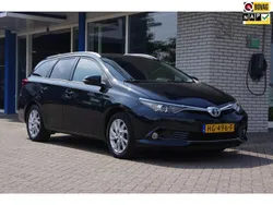 Grijs Gebruikt 2015 Toyota Auris Stationwagen | € 10.900 (Goede deal)