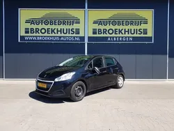 Zwart Gebruikt 2015 Peugeot 208 Access Hatchback | € 3.150 (Goede deal)