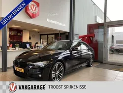 Zwart Gebruikt 2019 BMW 330 M Sport Sedan | € 29.950 (Goede deal)
