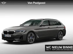 Sophistograu brillianteffect metallic (donker grijs metallic) Gebruikt 2022 BMW 530e Executive Stationwagen | € 40.895 (Goede deal)
