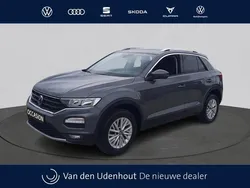 Grijs Gebruikt 2020 VW T-Roc Business SUV | € 19.250 (Eerlijke prijs)