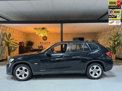 Zwart (metallic) Gebruikt 2010 BMW X1 Executive SUV | € 6.990 (Eerlijke prijs)
