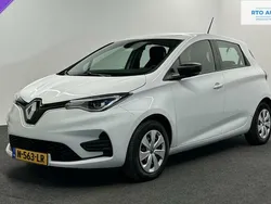 Wit Gebruikt 2021 Renault Zoe Life Hatchback | € 17.000 (Eerlijke prijs)