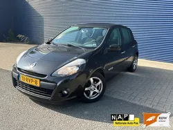 Zwart Gebruikt 2011 Renault Clio II Hatchback | € 2.950 (Iets duurder)