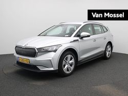 Grijs Gebruikt 2022 Skoda Enyaq iV SUV | € 25.900 (Goede deal)