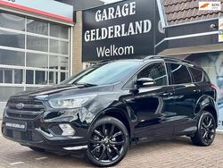 Zwart Gebruikt 2019 Ford Kuga ST SUV | € 23.900 (Eerlijke prijs)