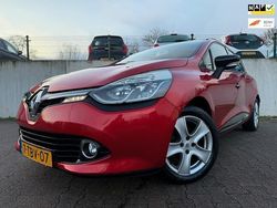 Rood Gebruikt 2014 Renault Clio GrandTour Dynamique Stationwagen | € 6.444 (Eerlijke prijs)