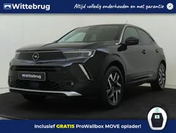 Zwart Gebruikt 2022 Opel Mokka-e Elegance SUV | € 19.925 (Eerlijke prijs)