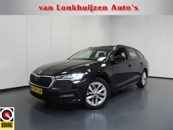 Zwart Gebruikt 2020 Skoda Octavia Business Line Stationwagen | € 24.340 (Iets duurder)