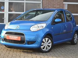 Blauw (metallic) Gebruikt 2011 Citroën C1 SELECTION Hatchback | € 3.750 (Eerlijke prijs)