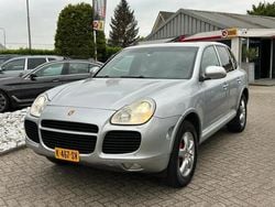 Grijs, metallic lak Gebruikt 2005 Porsche Cayenne Turbo SUV | € 9.950 (Super prijs)