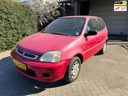 Rood Gebruikt 2000 Honda Logo Hatchback | € 1.299