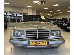 Grijs Gebruikt 1995 Mercedes E320 Cabriolet | € 39.950