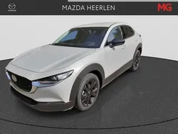 Grijs, metallic lak Nieuw 2025 Mazda CX-30 Homura-Line SUV | € 39.490 (Eerlijke prijs)