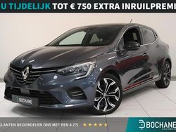 Grijs Gebruikt 2021 Renault Clio V Intens Hatchback | € 15.695 (Eerlijke prijs)