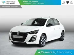 Wit Nieuw 2025 Peugeot 208 Style Hatchback | € 25.884 (Eerlijke prijs)