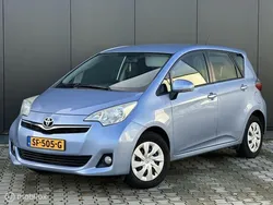 Blauw Gebruikt 2012 Toyota Verso-S MPV | € 7.498 (Goede deal)