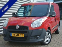 Rood Gebruikt 2011 Fiat Doblò MPV | € 3.999 (Iets duurder)
