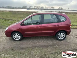 Rood Gebruikt 2002 Renault Scénic Expression MPV | € 2.250 (Iets duurder)