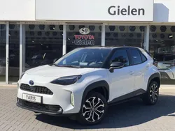 Wit Gebruikt 2022 Toyota Yaris Cross Connect Style SUV | € 27.400 (Eerlijke prijs)