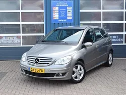 Grijs Gebruikt 2006 Mercedes B170 MPV | € 3.950 (Eerlijke prijs)