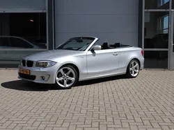 Grijs, metallic lak Gebruikt 2012 BMW 118 Cabriolet Cabriolet | € 10.950 (Goede deal)